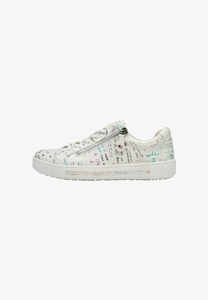 Baskets blanches avec un design texturé présentant des motifs colorés écrits à la main, une fermeture éclair et une semelle blanche robuste.