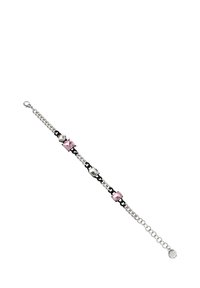 Bracelet en chaîne argentée ornée de pierres précieuses rectangulaires roses et transparentes, avec des accents noirs entre les pierres, et un fermoir à une extrémité.