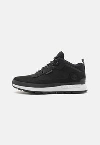 FIELD TREKKER - Sporta apavi - jet black