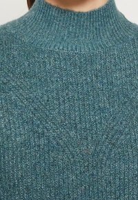 Noisy May Neule - dark green