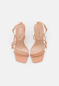 Glamorous Wide Fit Sandálias de salto alto - beige