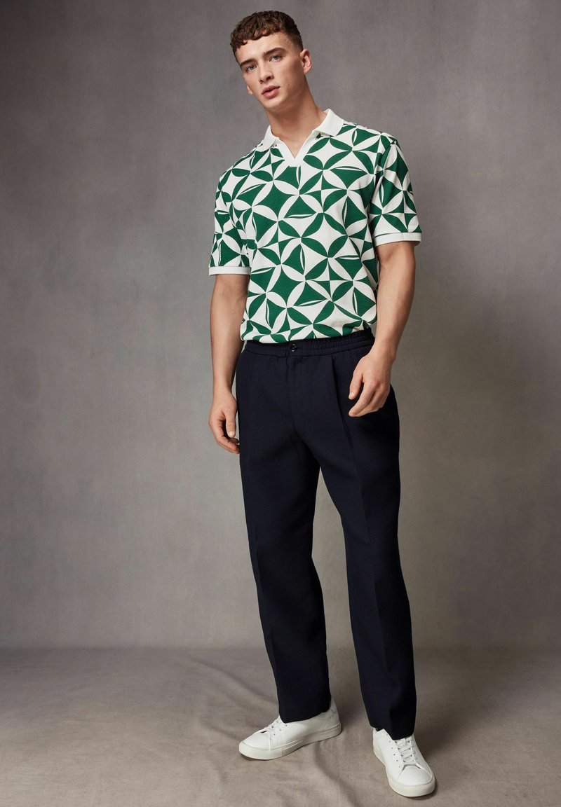 Next CUBAN COLLAR PATTERN-REGULAR FIT - Pikeepaita - green