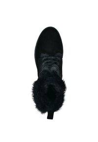 Schwarze Wildlederstiefel mit einem flauschigen, strukturierten Schaft und Schnürverschluss. Die Sohle ist glatt mit minimalem Profil und bietet Komfort und Stil.