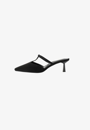 Next FOREVER COMFORT - Tagant lahtised kingad - black