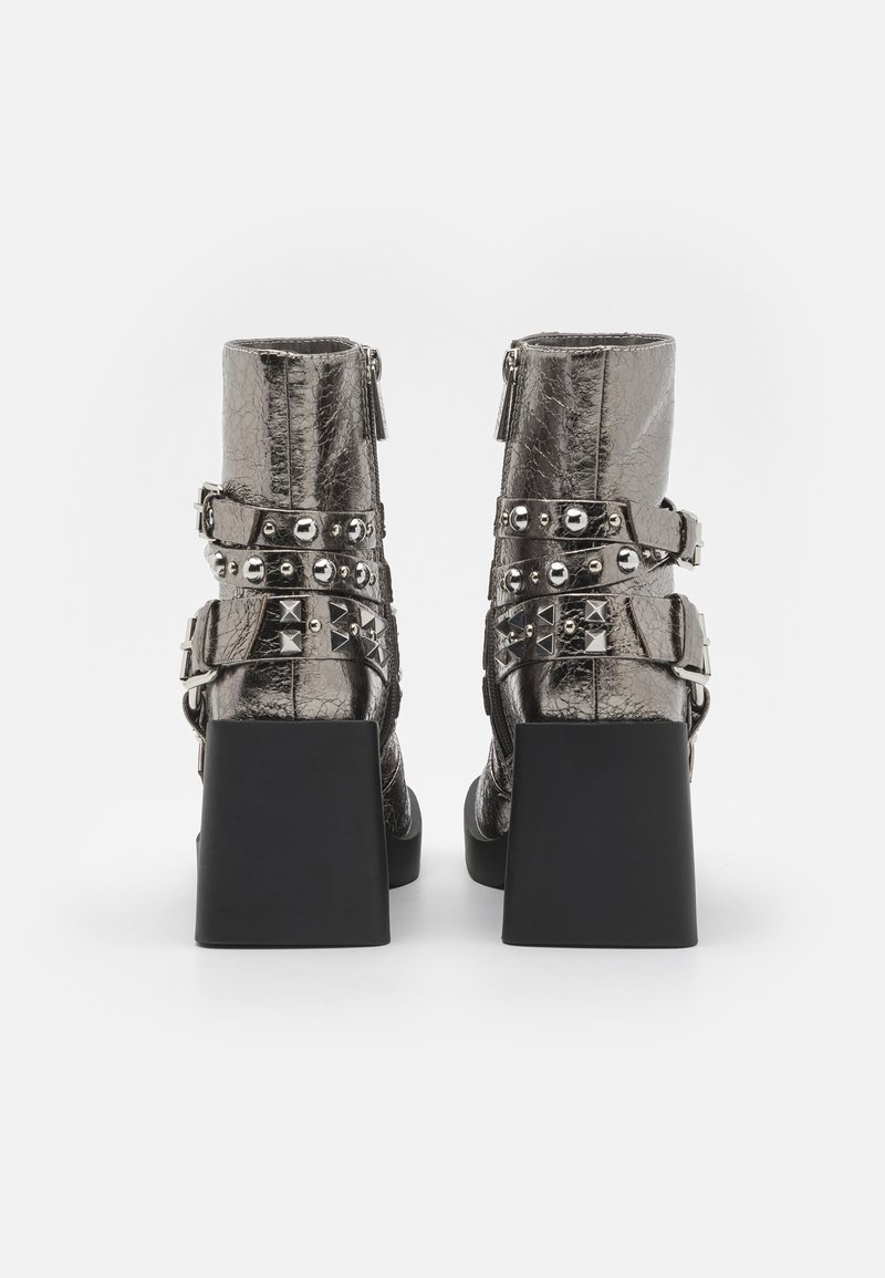 Steve Madden BDuo Cross Body Bag With Pyramid Studs In Black