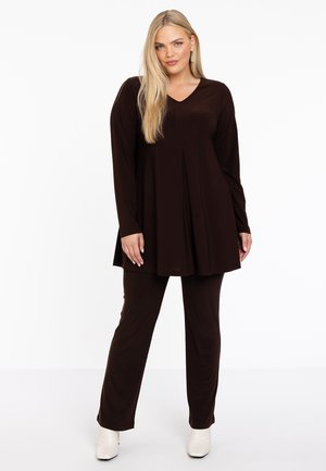 TREGGING DOLCE - Leggings - Trousers - brown