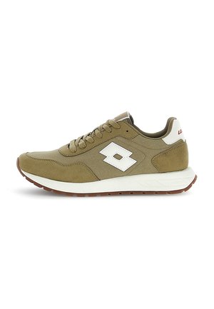 Trainers - brown