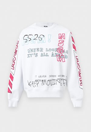 Witte sweatshirt met lange mouwen met meerkleurige handgeschreven tekst, waaronder "MSGM," "Kijk nooit terug, alles ligt voor je," en "Blijf vooruitgaan."