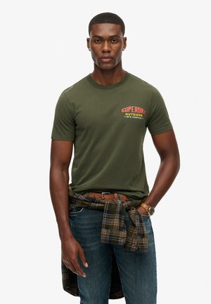 MOUNTAIN - Print T-shirt - surplus goods olive green