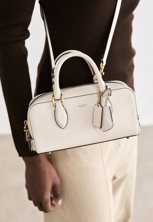 BOWERY SATCHEL 22 - Handbag - chalk