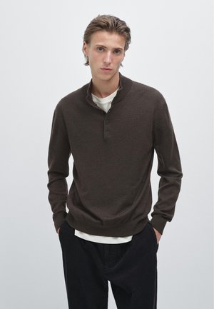 Massimo Dutti MOCK NECK SWEATER WITH BUTTONS  - Strickpullover - dark brown