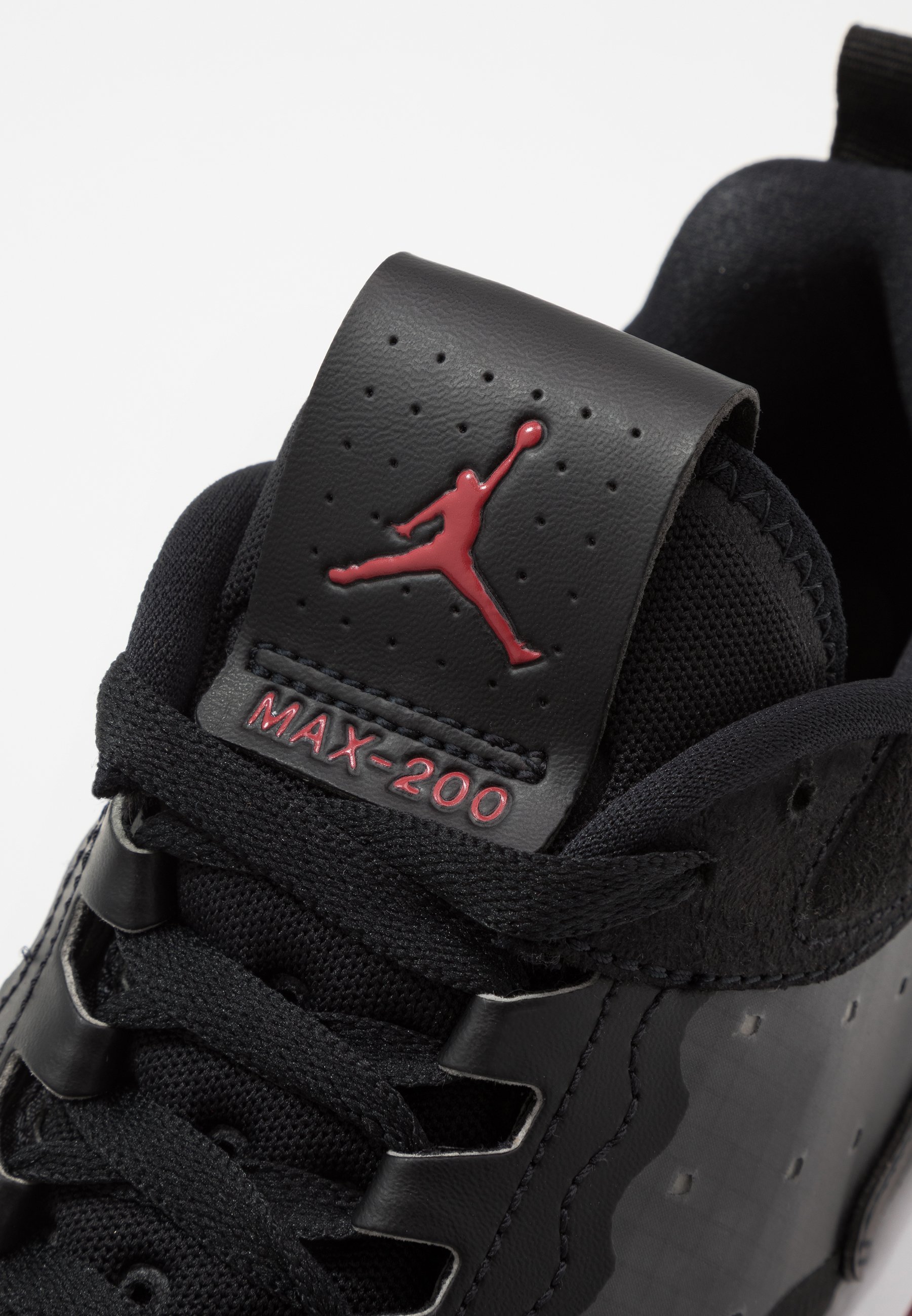 Jordan MAX 200 - Baskets basses - black/gym red/white/noir - ZALANDO.FR
