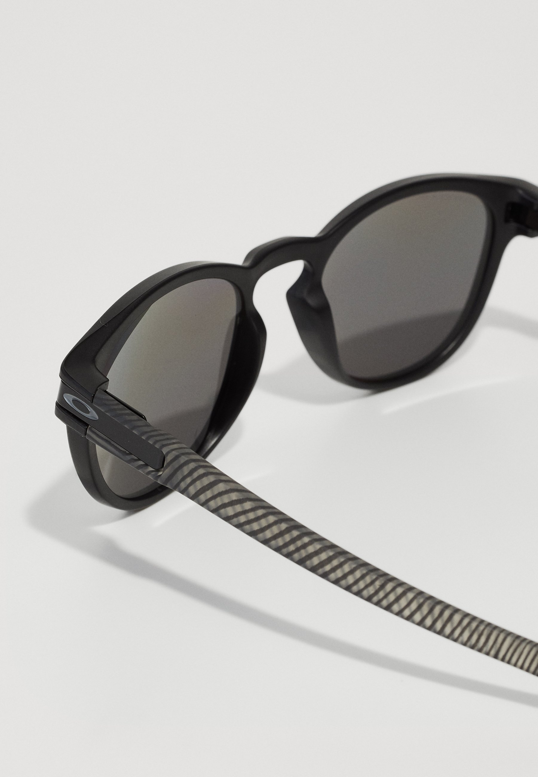 Oakley Eyewear LATCH UNISEX - Gafas de sol - matte black/negro