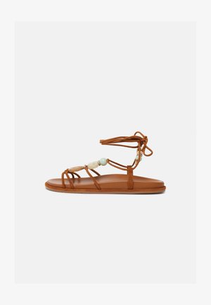 Stuart Weitzman, MAJORCA WRAP SANDAL - Sandales - boho tan
