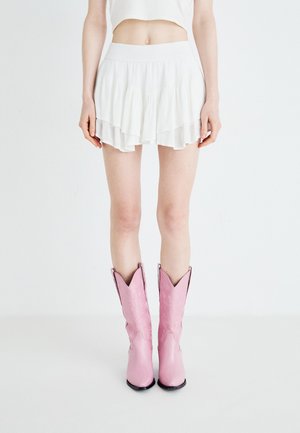 Hollister Co. TIERED FEMME - Plisséskjørt - bright white