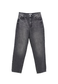 Jeans de mezclilla negra con corte holgado, diseño de cinco bolsillos, acabado desgastado y costuras en contraste. Cierre frontal con botón y trabillas para el cinturón.