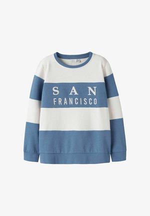 Dug nadoljnjak s dugim rukavima i okruglim izrezom, plavih i bijelih horizontalnih pruga, s vezom "SAN FRANCISCO" na prsima.