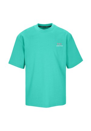 Türkisfarbiges Baumwoll-T-Shirt mit Rundhalsausschnitt, kurzen Ärmeln und einem kleinen, pink bedruckten Logo mit der Aufschrift "summer breeze". Schlichte, entspannte Passform.