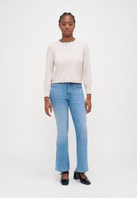 ONLY Petite ONLANN MID - Τζιν καμπάνα - light blue denim