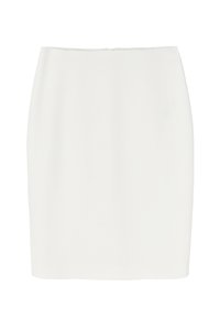 Biela priliehavá mini sukňa vyrobená z hladkého materiálu s jednoduchým dizajnom, s skrytým zipsom na zadnej strane pre zapínanie.