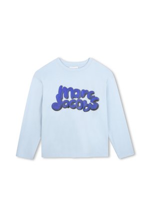 Lichtblauw shirt met lange mouwen met een blauw bubbelstijl "marc jacobs" logo gedrukt op het midden vooraan.