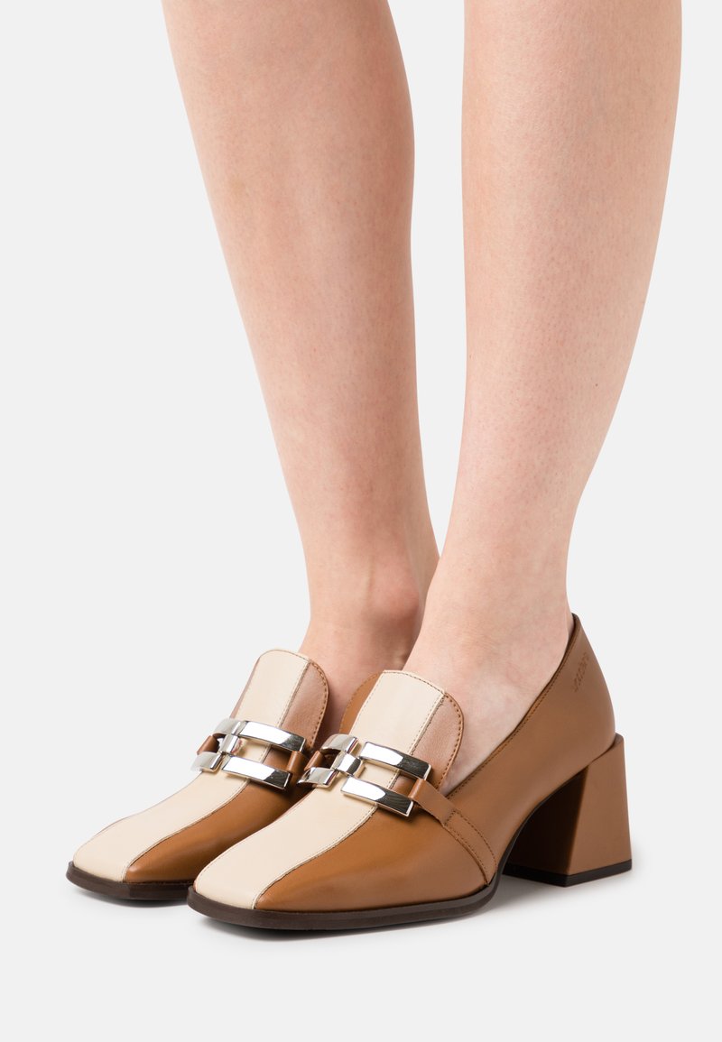WONDERS Classic heels iseo camel cream/cognac Zalando.ie