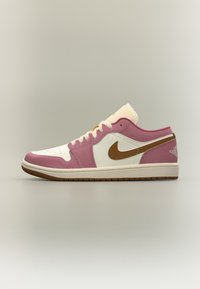 Niet geselecteerd, desert berry/sail/light british tan/chalk