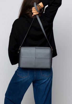 Picard CLAIRE - Cross body bag - granite