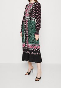 Marks & Spencer Freizeitkleid - black