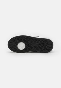 KangaROOS KALLEY II  - Baskets montantes - jet black/steel grey