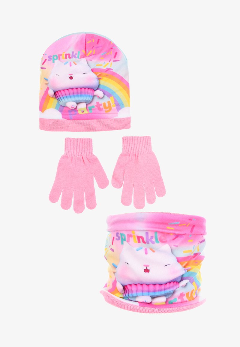 Set di berretto rosa, guanti e scaldacollo con un design di un gatto cartonato che tiene un cupcake e un arcobaleno, realizzato in tessuto morbido e elasticizzato.