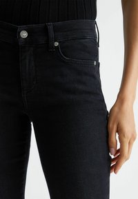 LIU JO STRETCH - Kavbojke slim fit - black
