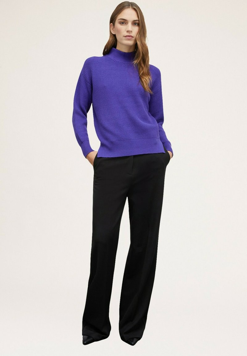 Motivi CON SPACCHI Maglione viola