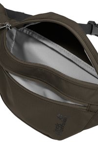 Sac banane Jack Wolfskin vert olive foncé avec deux compartiments zippés ouverts et sangle noire réglable avec boucle.