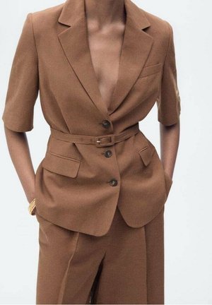 Blazer - brown