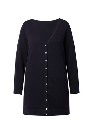 V-hals, lange mouwen cardigan in donker marineblauw. Beschikt over een knoopsluiting met contrasterende knopen en een geribbelde onderkant en manchetten. Zachte gebreide textuur.