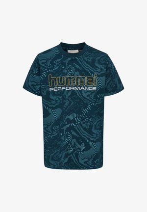 Granatowy t-shirt z krótkim rękawem, o teksturowanym, wirującym wzorze. Na przodzie znajduje się napis "hummel" oraz "PERFORMANCE" w wyrazistych żółtych i białych literach.