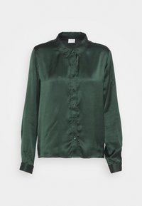 Dunkelgrüne Satinbluse mit Kragen, voll durchgehender Knopfleiste, langen Ärmeln und schwarzen Manschetten. Glatte Textur mit minimaler Verzierung.