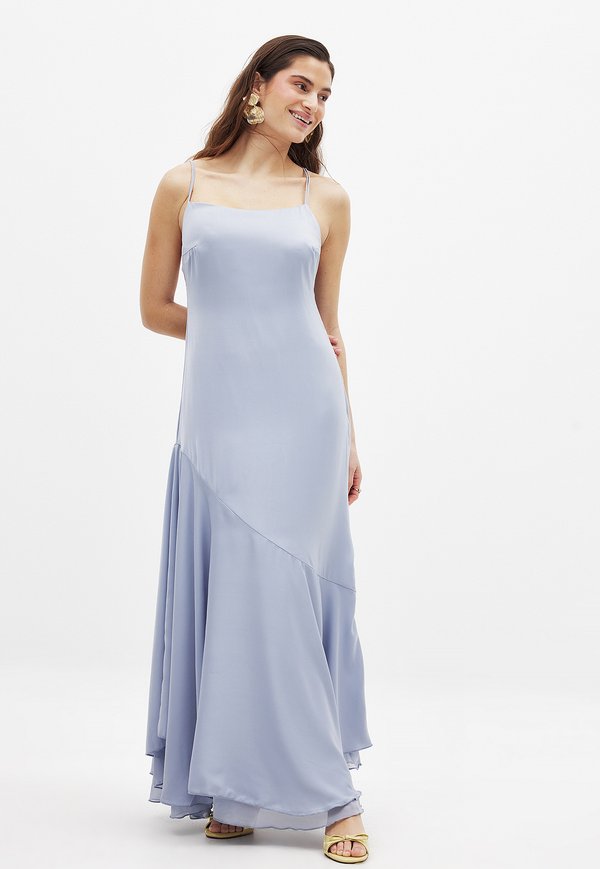 ASYMMETRIC TIER SLIP  - Maxikleid