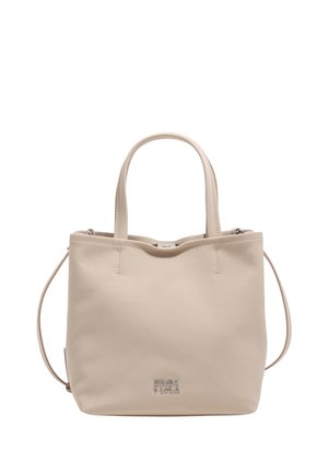 Pieni beige käsilaukku, jossa on kaksi yläkahvaa ja olkahihna, etuosassa hopeinen "EMILIA Y LOLA"-logo.