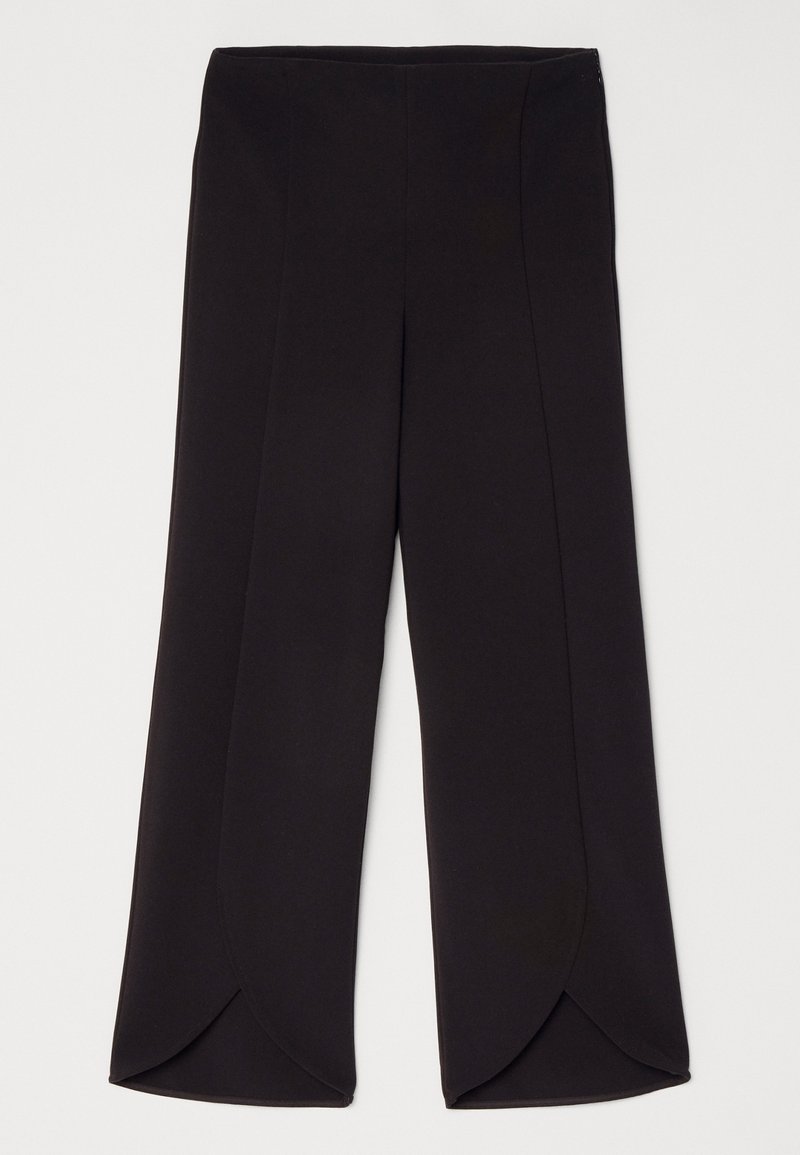 By Malene Birger Broek zwart