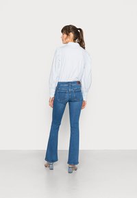 Pepe Jeans NEW PIMLICO - Calças de ganga à boca de sino - denim