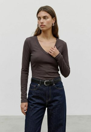 Vero Moda, BLOUSE AWDREAM TOP - T-shirt à manches longues - chocolate torte