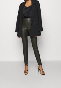 ONLY Leggings - green