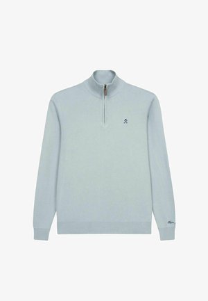 Maglione azzurro chiaro, stile pullover con colletto a zip a un quarto. Presenta polsini e orlo a costine, e un piccolo logo ricamato sul petto.