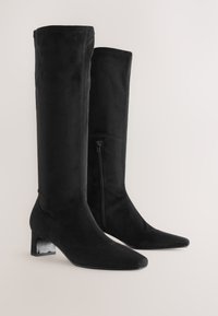 Non selezionato, black