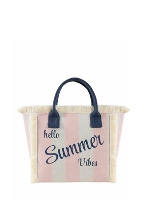 Borsa da spiaggia con righe verticali rosa e beige, bordi sfrangiati, manici blu navy e scritta "hello Summer Vibes" davanti.