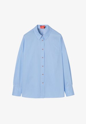 Lichtblauwe gestreepte overhemd met een puntkraag, lange mouwen en een knoopsluiting aan de voorkant, met rode knoopaccenten en een ontspannen pasvorm.
