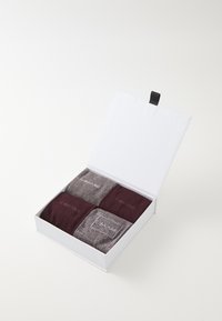 Calvin Klein Underwear MEN SOCK LOGO GIFTBOX 4PACK - Calze - fudge/grey combo