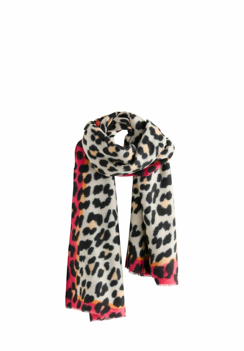 Leopardmønstret tørklæde lavet af blødt, let materiale. Kanterne har en pink og orange gradient. Rektangulær form med frynse-detaljer.